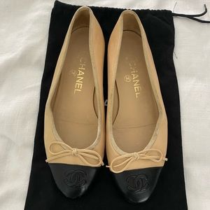 Chanel ballerinas